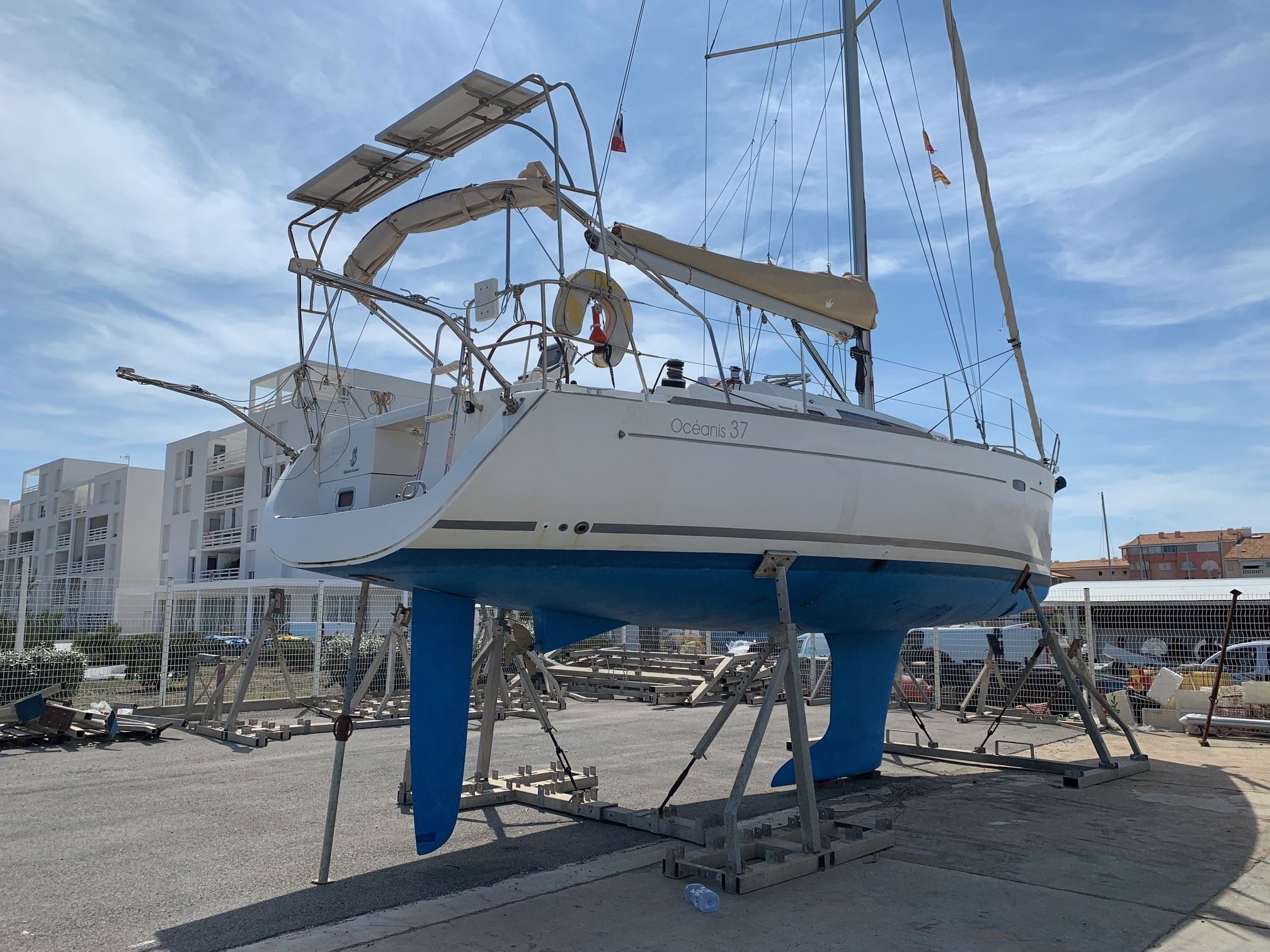 slider 2 Beneteau Oceanis 37